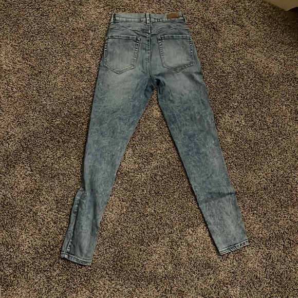 Garage High Rise Jeans - Picture 2 of 4